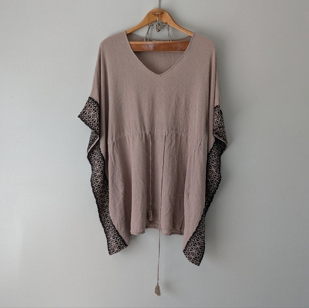 Garnet Hill Poncho Women's M Beige Black Embroidered Kaftan Cover-up Boho